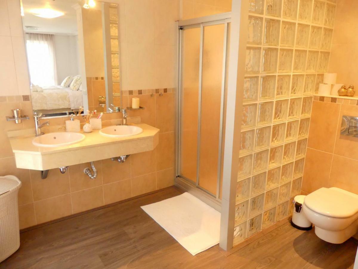 Duplex La Carihuela 1ª Linea De Playa Apartamento Costa Del Sol Τορρεμολίνος Εξωτερικό φωτογραφία